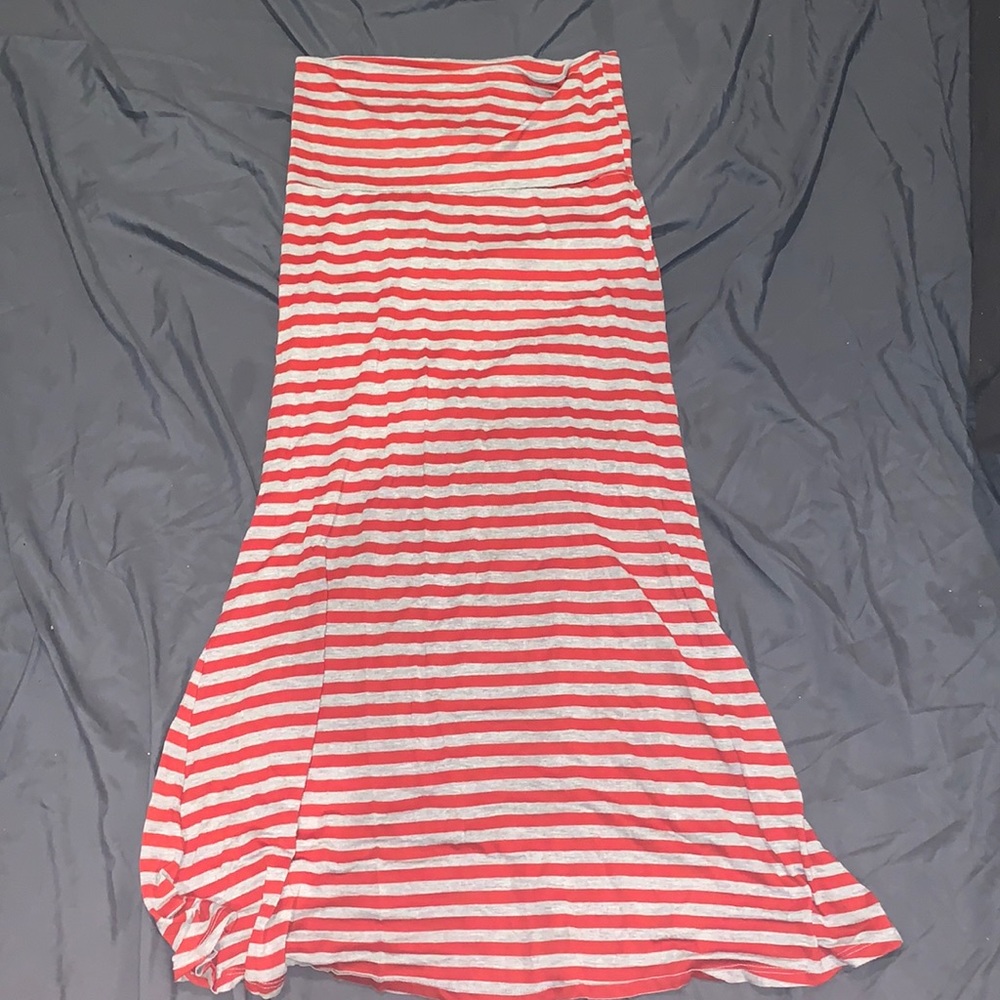 A womens gray and red  striped maxi skirt. Size Lrg. A Hot  Luxx Couture design